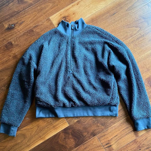 Fabletics Polar bear fleece size S - Picture 4 of 4